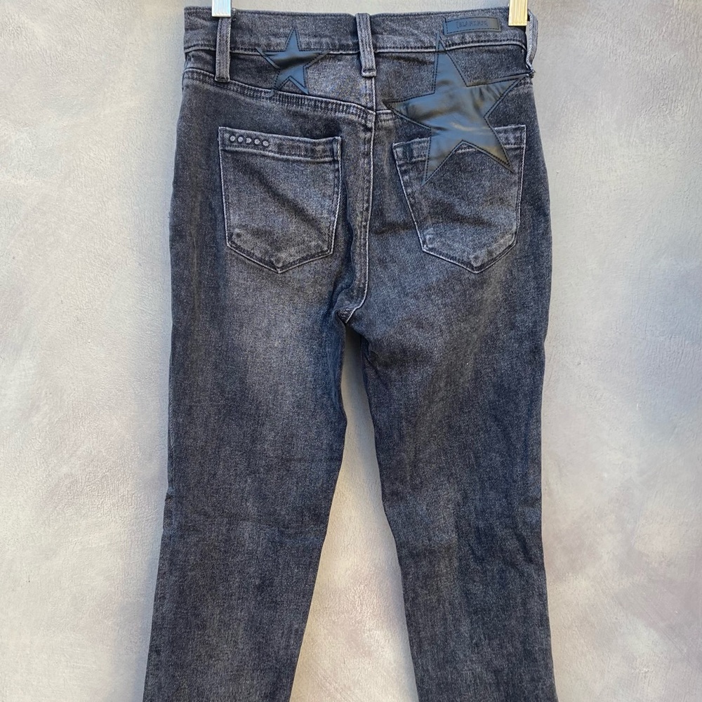 BLANKNYC Size: 24 Color: Light blue with vegan star patch detail